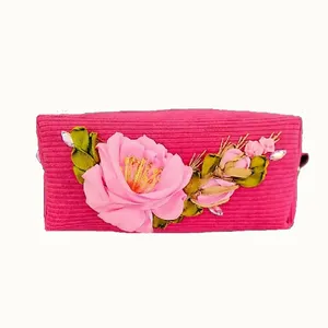 کیف لوازم آرایش زنانه مدل رز نیمرخ