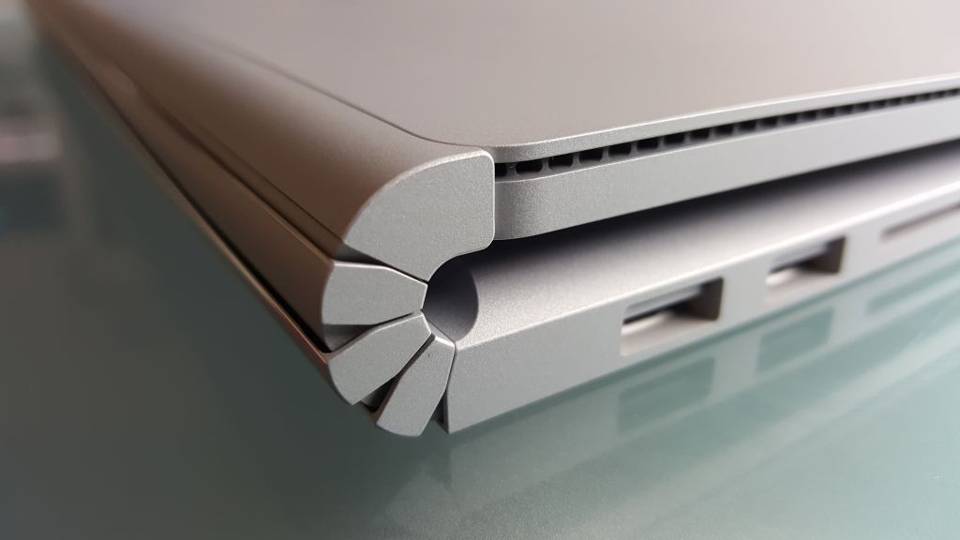 لپ تاپ 15 اینچی مایکروسافت مدل Surface Book 2- C لپ تاپ 15 اینچی مایکروسافت مدل Surface Book 2- C