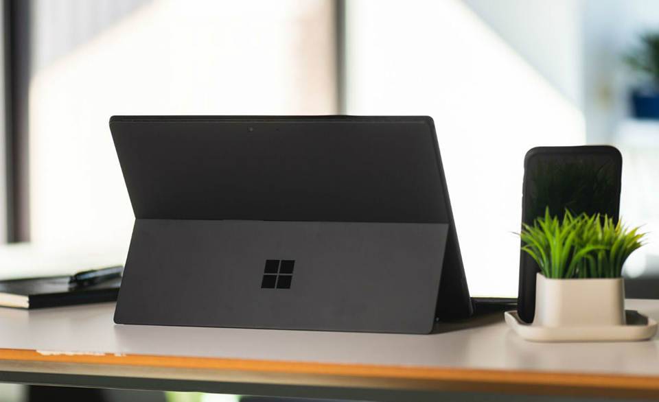 MICROSOFT SURFACE PRO 7