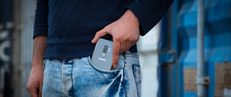 گوشی موبایل سامسونگ مدل Galaxy S9 Plus SM-965FD دو سیم کارت ظرفیت 64 گیگابایت به همراه باندل هدیه