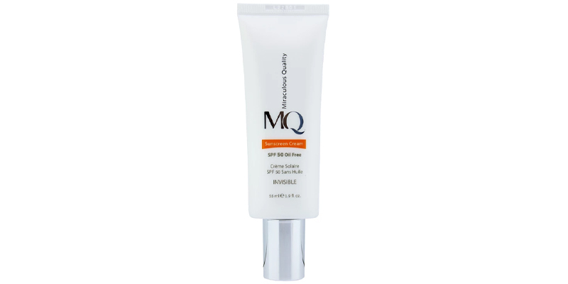 ویژگی‌های کرم ضد آفتاب بی رنگ ام کیو SPF50 مدل INVISIBLE مناسب پوست های چرب حجم 55 میلی لیتر